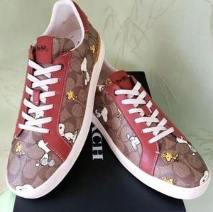 Coach snoopy tennis shoes